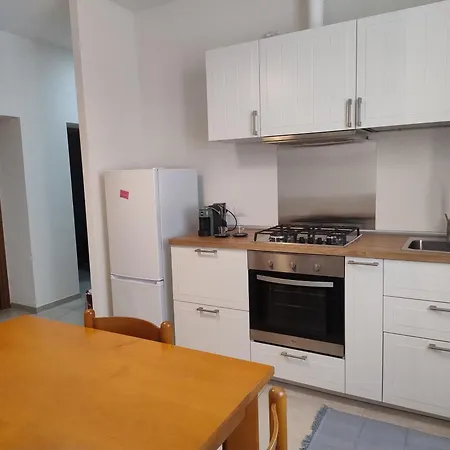 דירה A Due Passi Dal לוברה